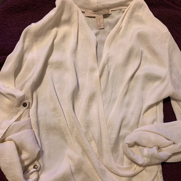 Blouses - Picture 3 of 3